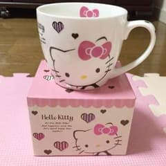 新品未使用 Hello Kitty マグカップ☆のサムネイル
