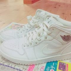 ジョーダン 1 スニーカー ハイカットのサムネイル