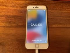 iPhone 7 Gold 32 GB au 美品　SIMロック解除済みのサムネイル