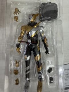 SHFiguarts 가면 라이더 빌드 래빗 드래곤