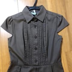 クインズコート 膝丈ワンピース 美品のサムネイル