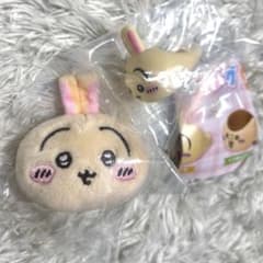 Brand new, unopened Chiikawa face multi-ring, rabbit design, rubber ring.