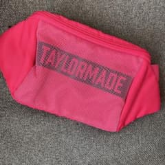 ⭐︎値下げ⭐︎ TaylorMade ピンク ウエストポーチ　ゴルフのサムネイル