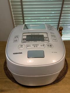 TOSHIBA 真空圧力IH炊飯器 RC-10VSN 5.5合 2020年製 - メルカリ
