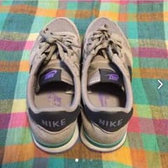 明日の夕方までお値下げ☆ナイキ インターナショナリストのサムネイル