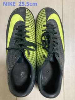 NIKEサッカーシューズ25.5cmのサムネイル