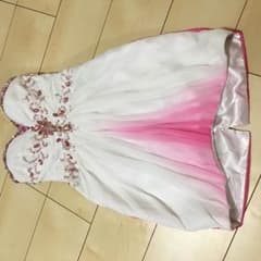 パーティドレスのサムネイル