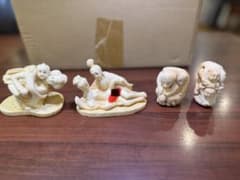 根付 4点セット 春画 枕絵 彫刻 置物 提げ物 和装小物 骨董 時代物 縁起物 根付 4点セット 春画 枕絵 彫刻 置物 提げ物 和装小物 骨董 時代物