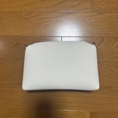 ホワイト ポーチ シンプル