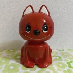 昭和レトロポップ 真っ赤なネコ 陶器 貯金箱 大きめ - メルカリ