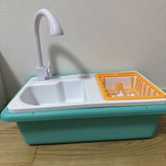 ごっこ遊び用シンクと水栓付きおもちゃのサムネイル