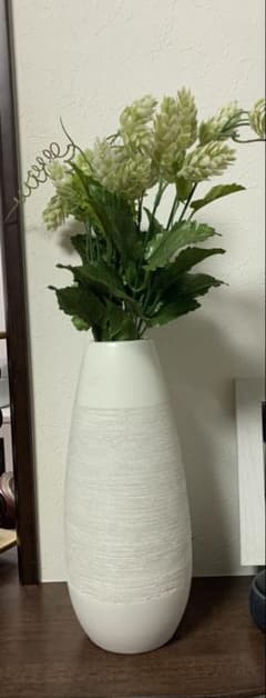 ホワイト 陶器製 フラワーベース 花瓶のサムネイル