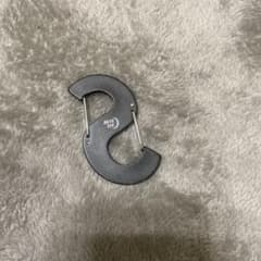 Supreme Nite Ize S Logo Keychain カラビナ - メルカリ