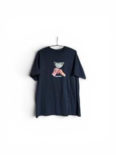 FUCKING AWESOME ブラックtシャツのサムネイル