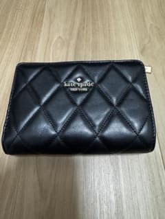 kate spadeのサムネイル