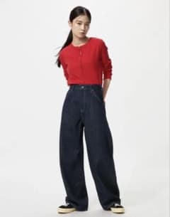 UNIQLO バギーカーブジーンズ 丈短め 69 NAVY 23 - メルカリ