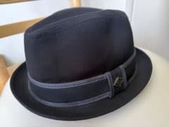 GOORIN BROS 中折れハット ブラック LARGE サイドエンブレム付きのサムネイル