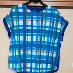グラニフ　T シャツのサムネイル