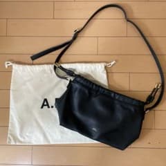 美品　A.P.C  Ninon ショルダーバッグのサムネイル
