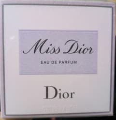 【新品未開封】Miss Dior Eau de Parfum 50mlのサムネイル