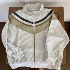 【値下げ】BREEZE　薄手ブルゾン　140cmのサムネイル