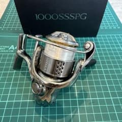SHIMANO 18 STELLA 1000SSSPG スピニングリールのサムネイル