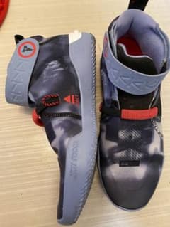 ねずみ様専用NIKE ナイキ コービーブライアント シューズ 27cmのサムネイル