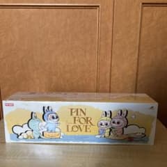ラブブ LABUBU PIN FOR LOVE イニシャルアルファベット A〜M - メルカリ