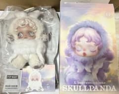 POP MART SKULLPANDA Mist ぬいぐるみのサムネイル