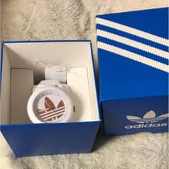 アディダス時計 新品【値下げ不可】のサムネイル