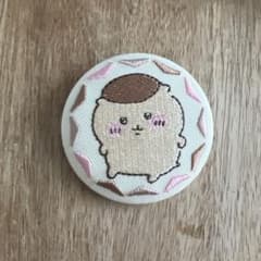 ちいかわ 刺繍缶バッジビスケットのサムネイル