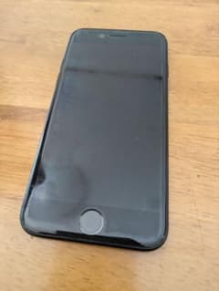 iPhone7 ブラック SIMフリー 32GBのサムネイル