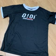 Tシャツのサムネイル