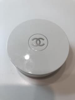 CHANEL シャネル プレストパウダーのサムネイル
