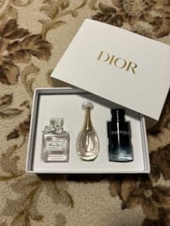 DIOR ミニチュア香水3点セットのサムネイル