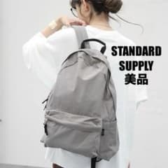【美品】SIMPLICITY NEW TINY DAYPACK シルバー 美品】SIMPLICITY NEW TINY DAYPACK シルバー - メルカリ