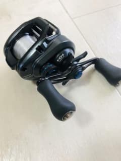 専用　SHIMANO SLX 70XG ブラックバス　ベイトリーのサムネイル
