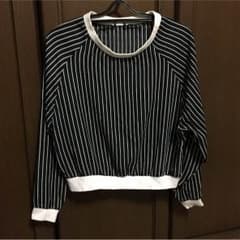 トップスのサムネイル
