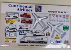 航空機・ヘリコプター REALTOY Continental Airlines Airport Set REALTOY Continental Airlines Airport Set - メルカリ