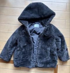 ZARA キッズ フェイクファー フード付きコートのサムネイル
