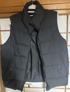 Thumbnail of UNIQLO ダウンベスト