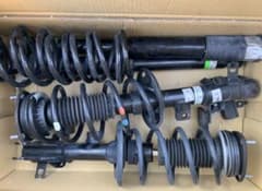 マツダ CX-5 KF2P 純正サスペンションセット マツダ CX-5 純正サスペンションキット - メルカリ