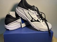 Mizuno Maximizer 21 スニーカーのサムネイル