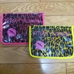 ベッツィ   ジョンソン   ポーチ2個セットのサムネイル