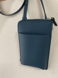 UNIQLO ユニクロ スマホショルダーバッグのサムネイル