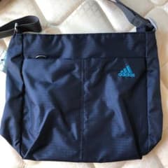 adidas アディダス ショルダーバッグのサムネイル