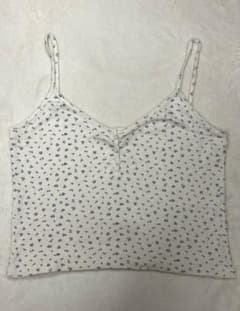 Brandy Melville 小花柄 キャミソールのサムネイル