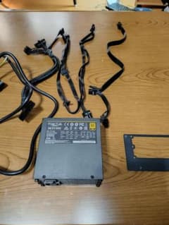 fractal design ION SFX 650G SFX電源650Wのサムネイル