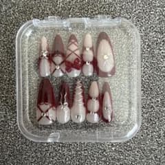 ネイルチップ 地雷系 量産型 ボルドー リボンのサムネイル