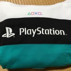 GU パーカー プレステ　Lサイズ　コラボ　プレイステーションのサムネイル